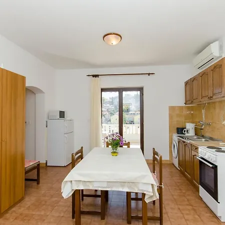 Apartment Gogi - 130 M From Sea