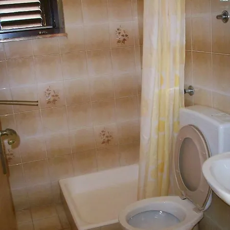 Apartment Gogi - 130 M From Sea